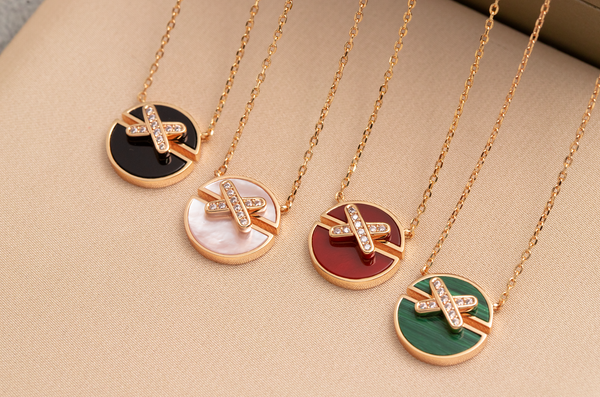 <MAGIC>JEUX DE PINK GOLD DIAMOND NECKLACE
